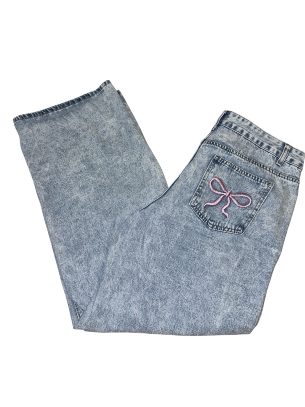 Classic High-Waist Light Wash Jeans with Pink Bow Embroidery